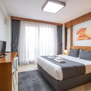 3* Hotel The Dream
