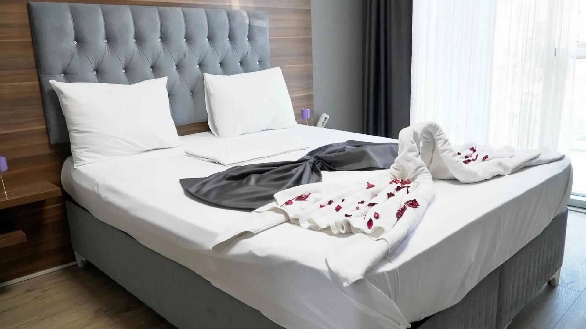 Skyport Istanbul Hotel